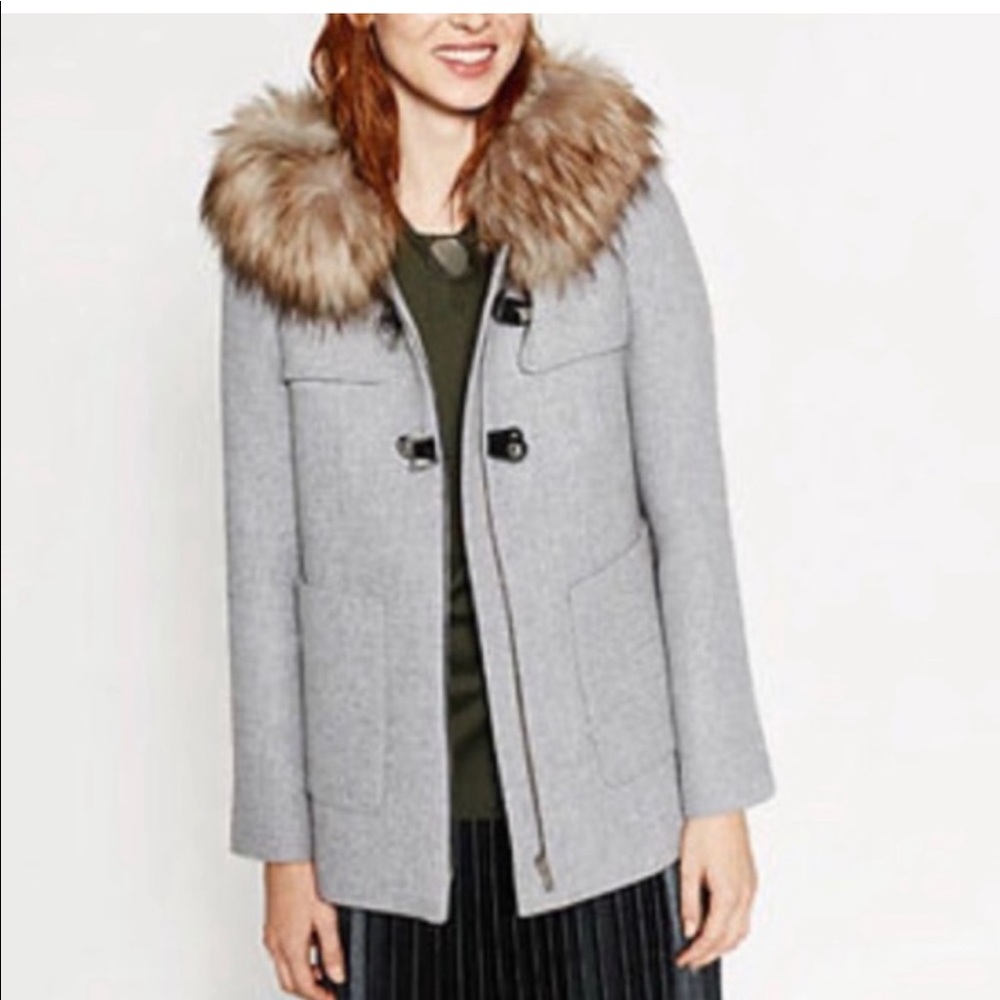 Zara jacket with detachable fur hood size XS